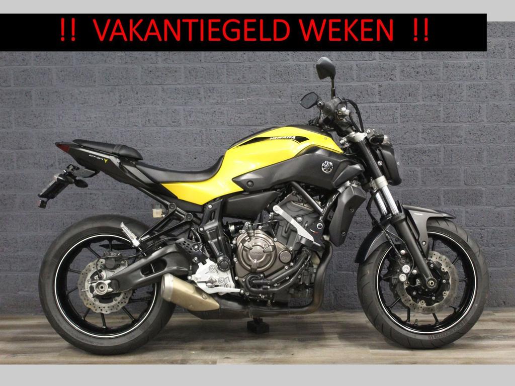 YAMAHA MT 07 ABS (bj 2015)Retro Geel 35KW A2 mogelijk, 2 cilinders, Bedrijf, Onbekend, YAMAHA