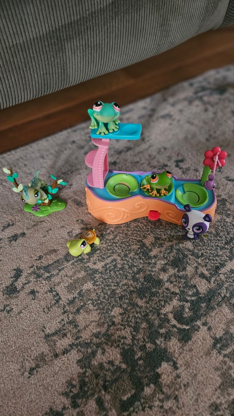 Littlest Pet Shop poppetjes met speeltuintje, Ophalen of Verzenden, Gebruikt, Jongen of Meisje