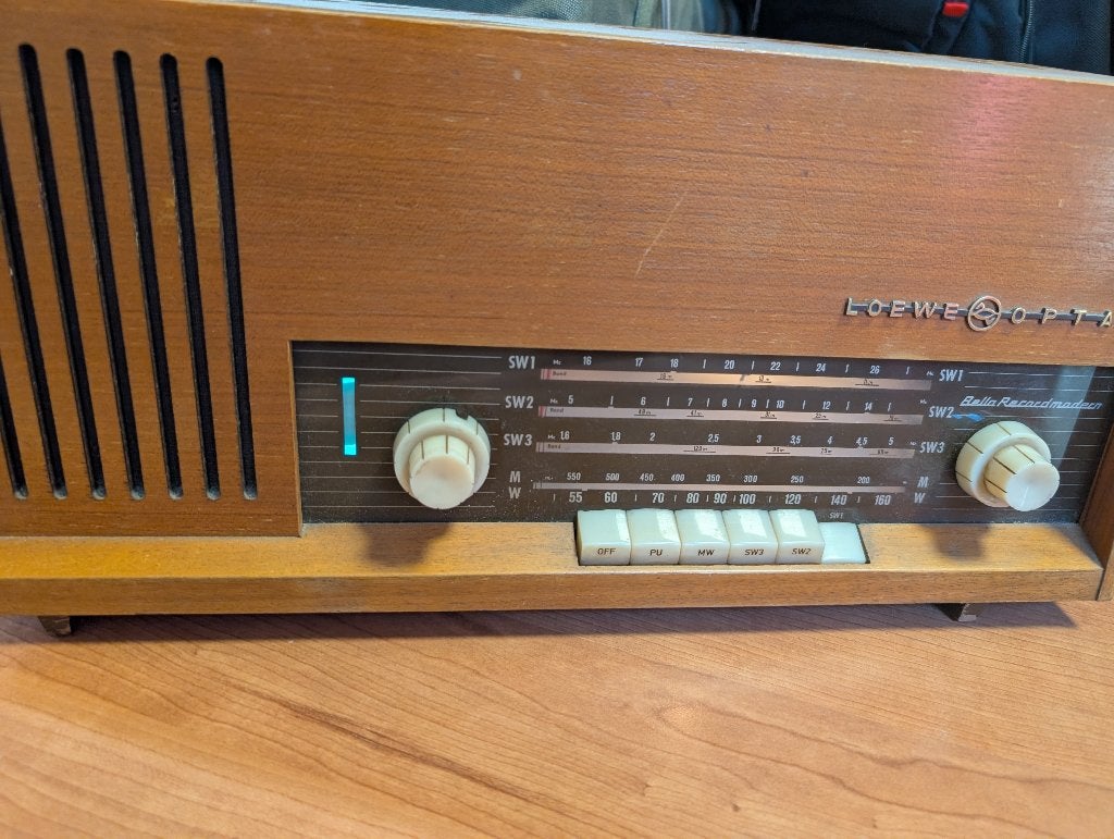 Loewe Opta Bella Buizen Radio 23018, Ophalen of Verzenden, Niet werkend, Wereldontvanger