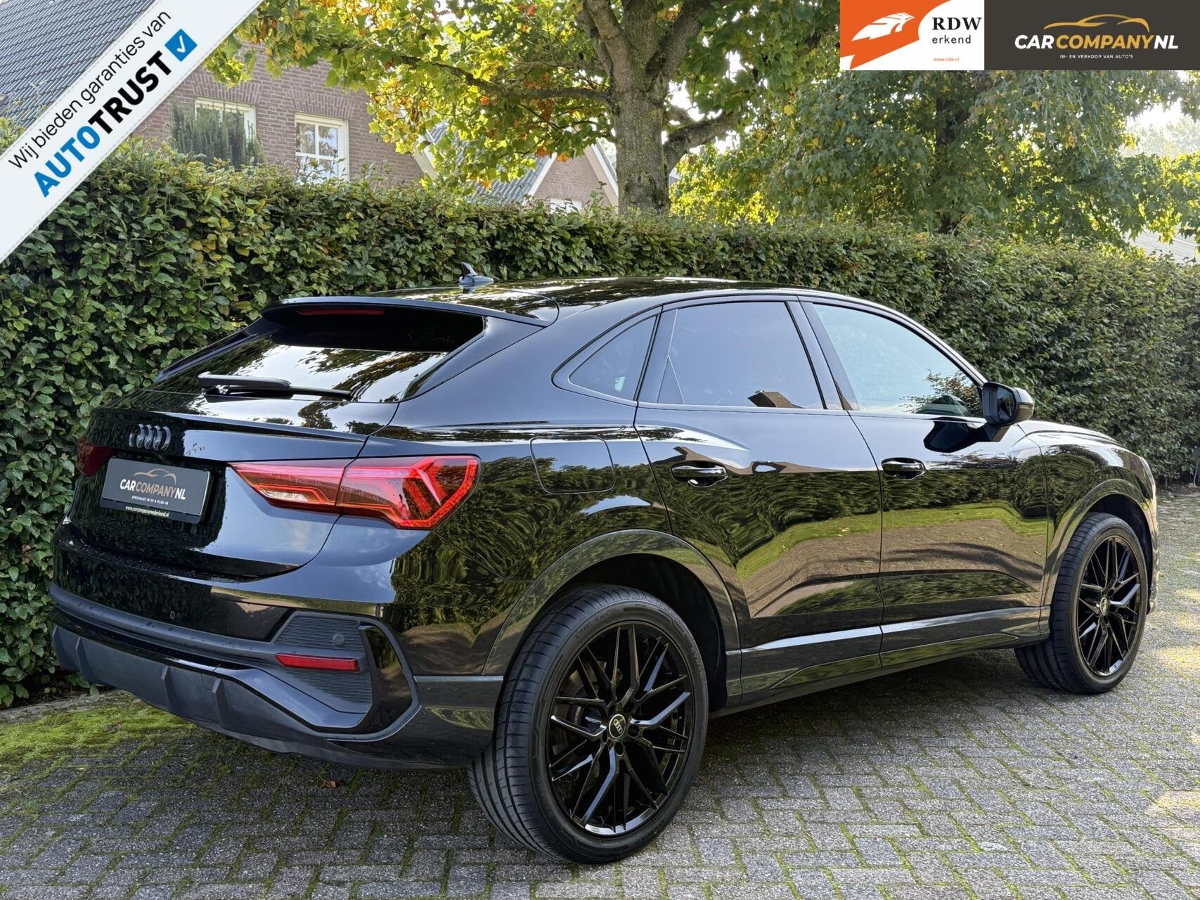 Audi Q3 Sportback 45 TFSIe|SLINE | Black edition |Leder, Gebruikt, Zwart, Met garantie (alle), Zwart