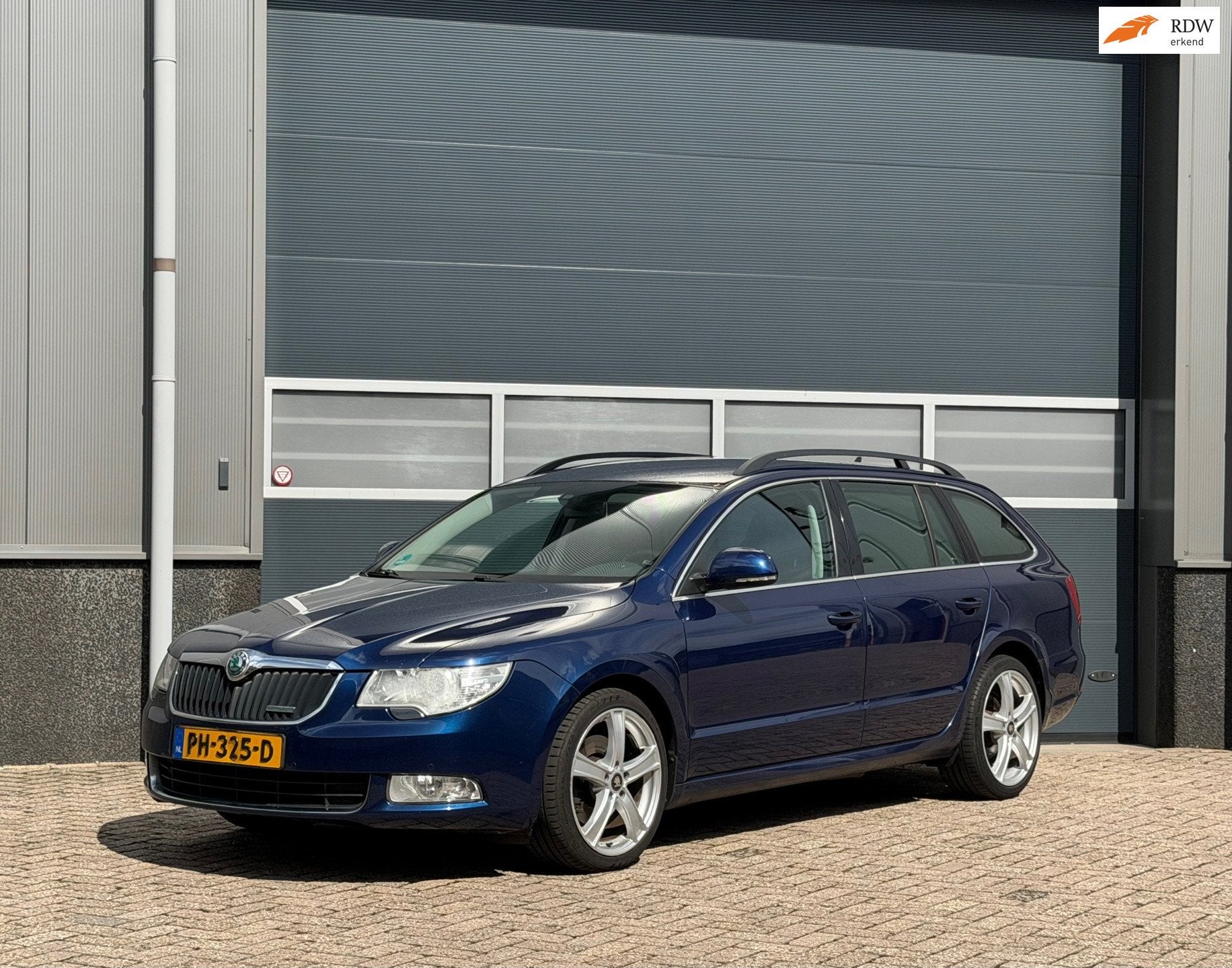 Skoda Superb Combi 1.6 TDI Greenline Active Business bj.2013, Voorwielaandrijving, Euro 5, Stof, Gebruikt