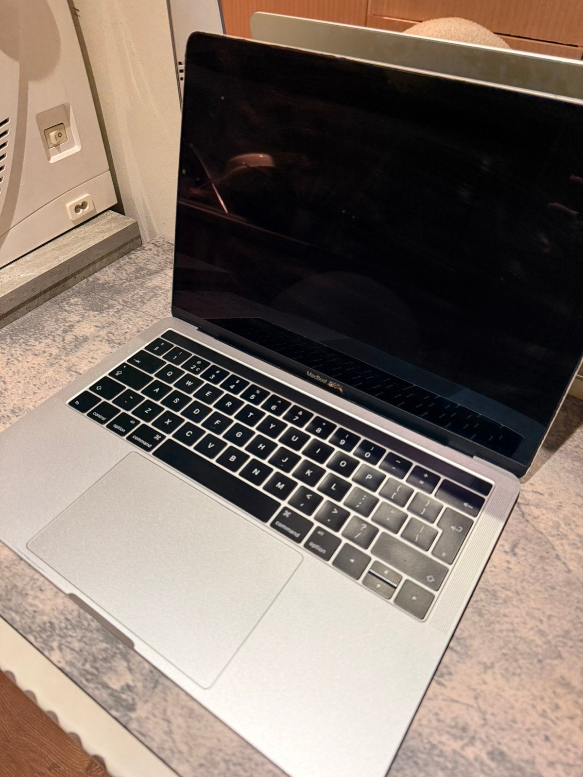 MacBook Pro 13” 2016 Touch Bar | i5 | 512GB SSD | Silver, Computers en Software, Apple Macbooks, Gebruikt, 2 tot 3 Ghz, Qwerty