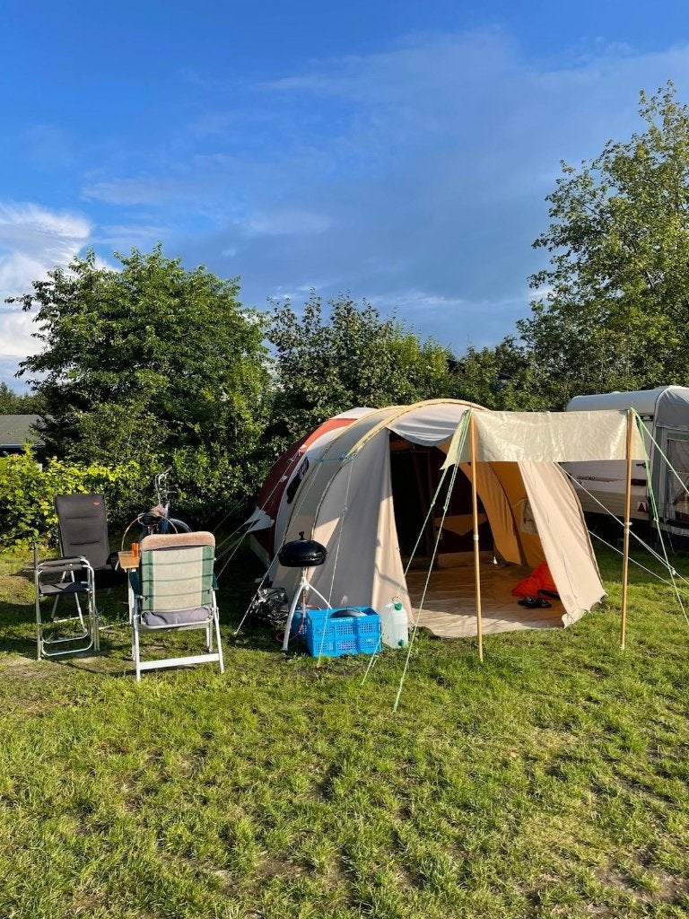 Karsten opblaas tent 300, Ophalen, Gebruikt, Tot en met 4