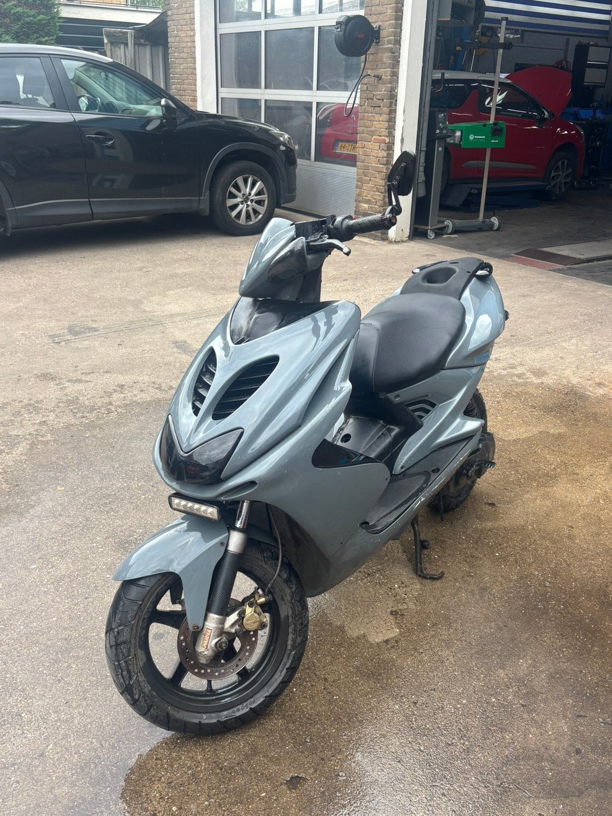Yamaha aerox 50cc snel, Fietsen en Brommers, Scooters | Yamaha, Ophalen, Zo goed als nieuw, Tweetakt, Aerox