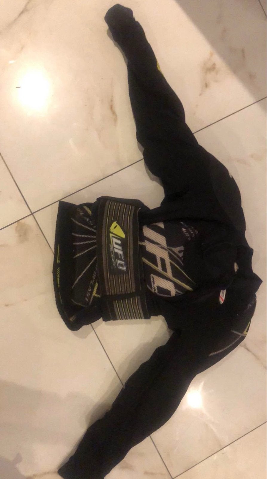 Body protector, Motoren, Ophalen of Verzenden, Tweedehands, Kinderen, Motorcrosskleding