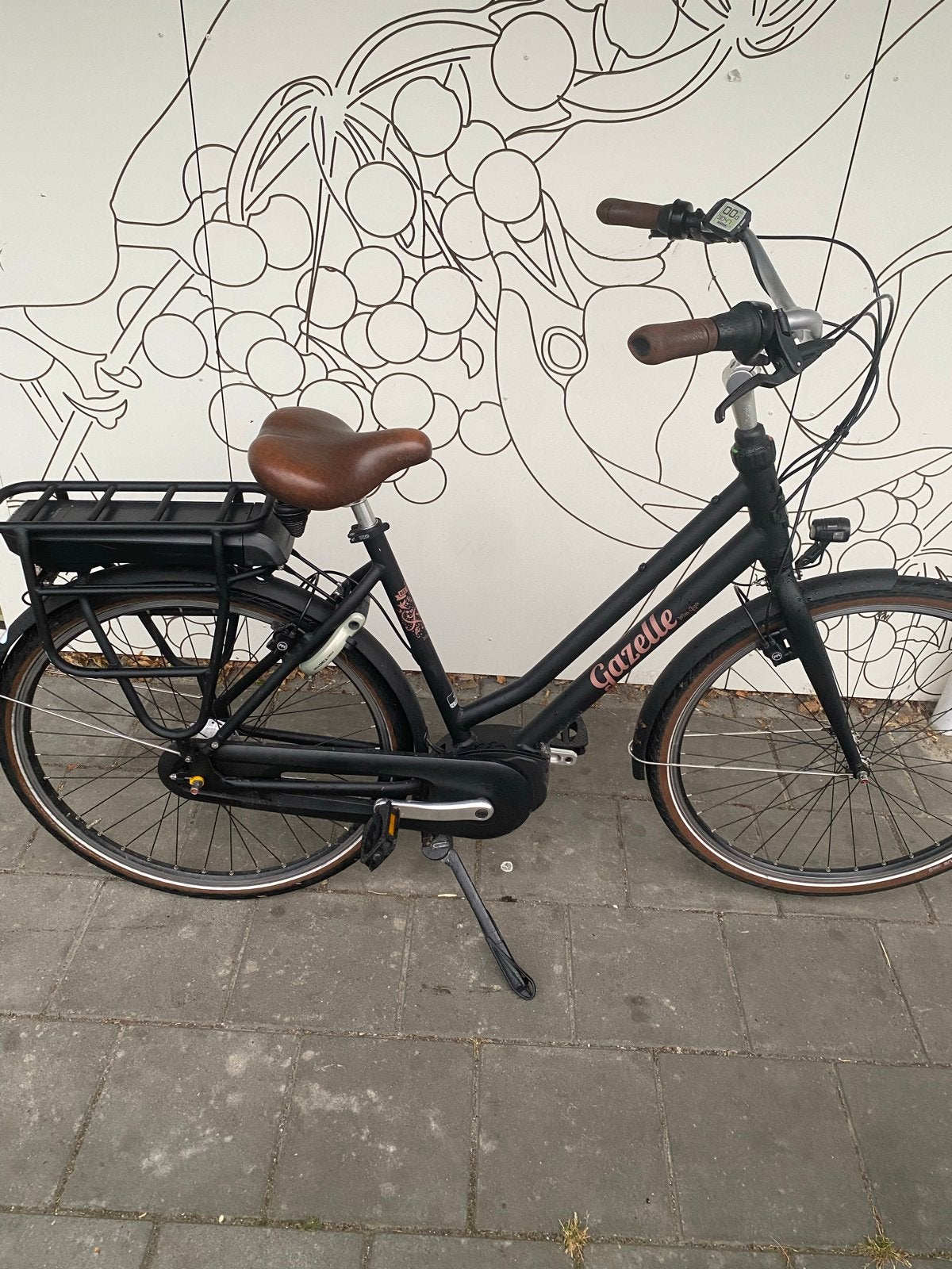 Gazelle Bosch E-bike - 3000km, goede actieradius, Ophalen of Verzenden, Gebruikt, 50 km per accu of meer, Gazelle