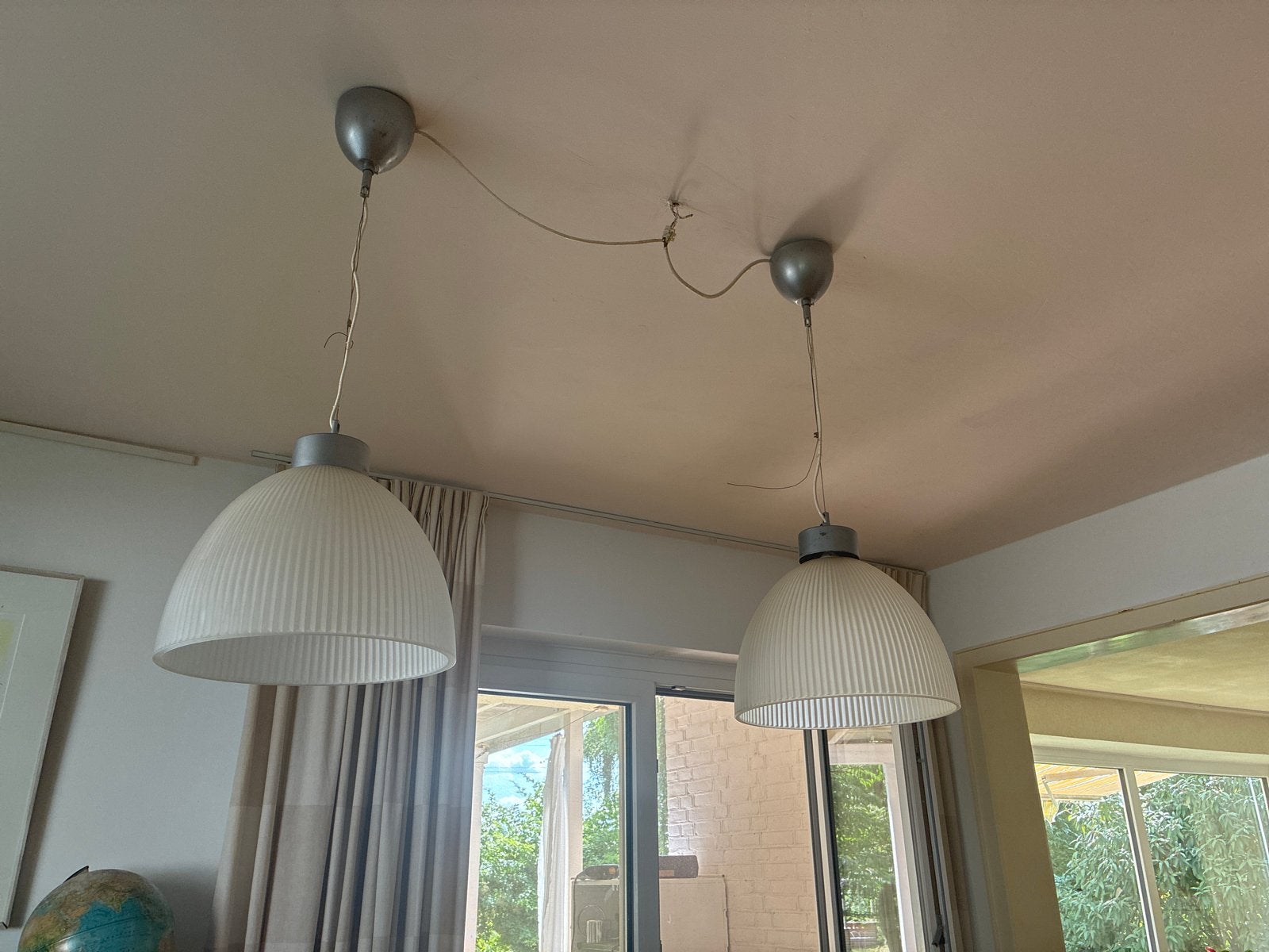 2 IKEA hanglampen, wit, Huis en Inrichting, Lampen | Hanglampen, Gebruikt, Glas, Kunststof, Ophalen