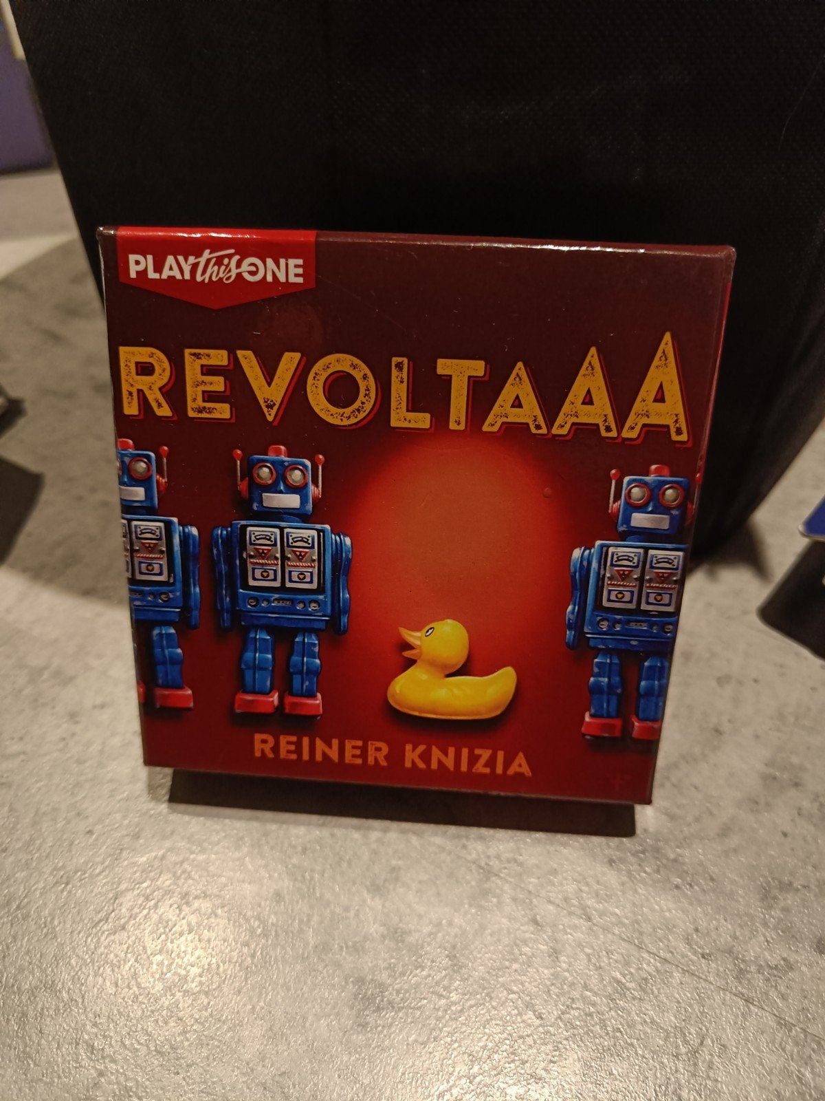 Revoltaaa Kaartspel van Reiner Knizia - Playthisone, Een of twee spelers, Ophalen of Verzenden, Zo goed als nieuw, Playthisone
