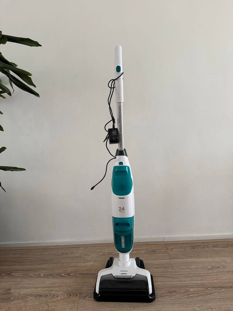 Leifheit Regulus Aqua PowerVac 24V Dweilzuiger - ZGAN, Ophalen of Verzenden, Zo goed als nieuw