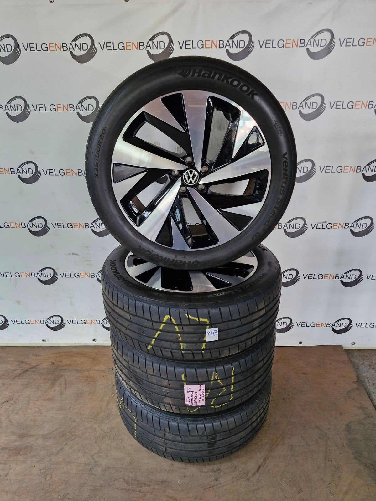 Zomerset VW ID4 ID5 Q4 235 50 255 45 20 5x112 57,1 zomerband, Auto-onderdelen, Banden en Velgen, Gebruikt, 255 mm, ., Banden en Velgen