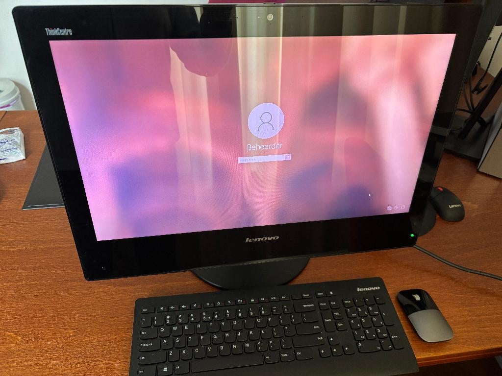 IBM THinkCentre E93z All-in-One, Computers en Software, Desktop Pc's, Ophalen, Gebruikt, 4GB, Met monitor