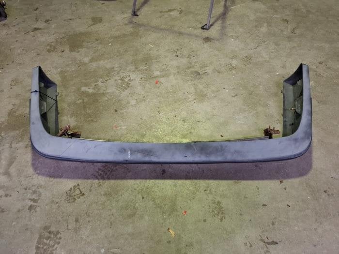 Achterbumper van een Alfa Romeo GTV, Gebruikt, -, Verzenden, -