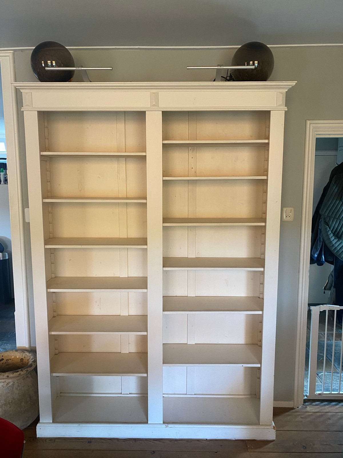 Witte grenen houten boekenkast - 150x220x30 cm, Ophalen, Met plank(en), Gebruikt, 200 cm of meer