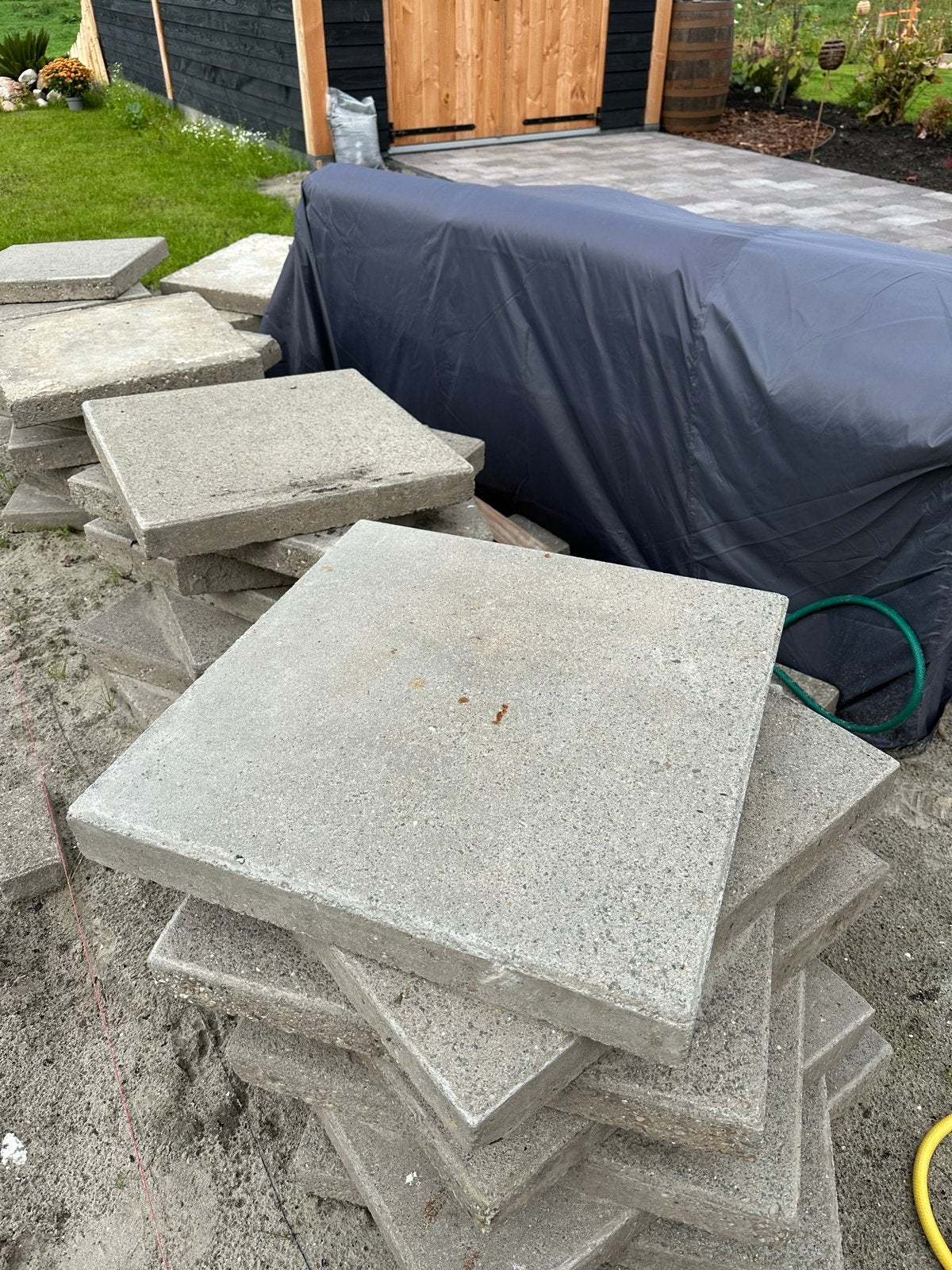 29 Betonnen terrastegels 60x60 - Gebruikt, Tuin en Terras, Ophalen, Gebruikt, 10 m² of meer, Beton