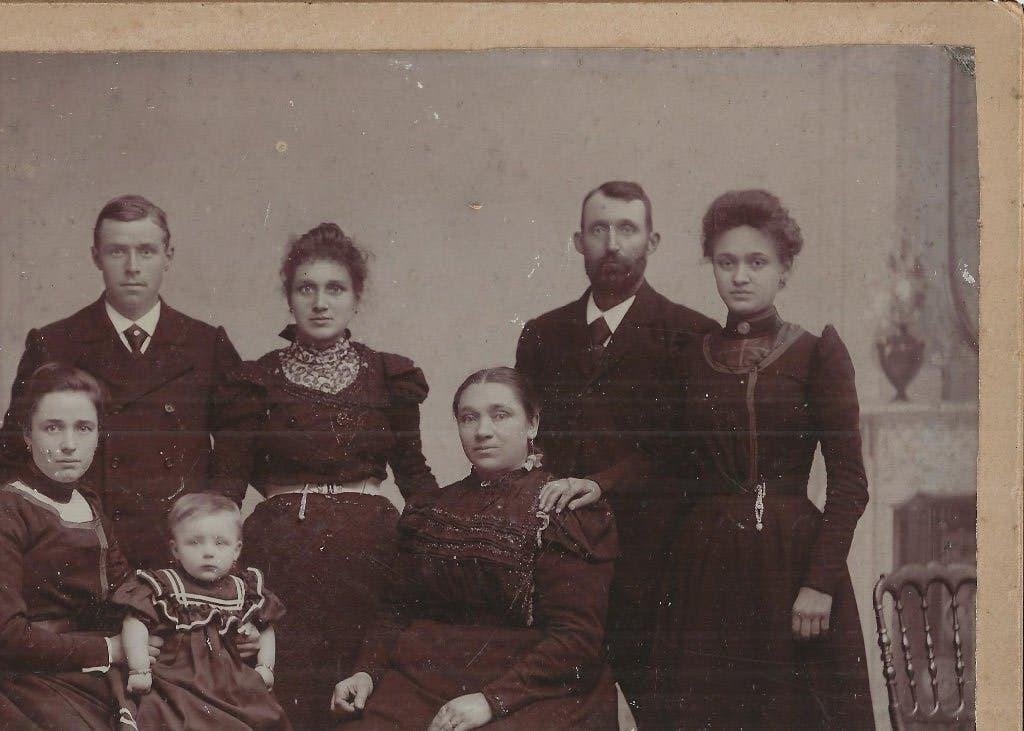 Onbekend familieportret Kabinetsfoto, Ophalen of Verzenden, Voor 1920, Ongelopen, Noord-Holland