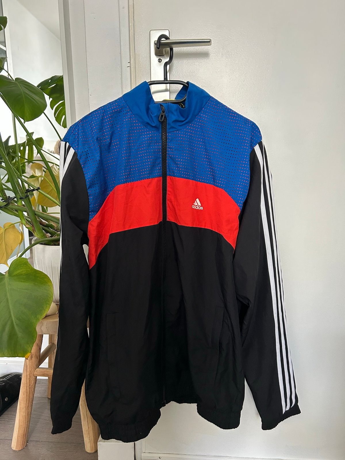 Adidas Windjack, Ophalen of Verzenden, Zo goed als nieuw, Maat 48/50 (M), Meerkleurig
