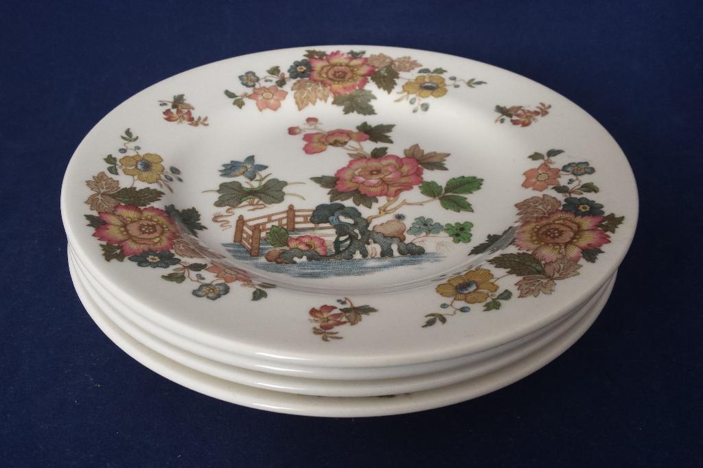 Wedgwood Eastern Flowers - 4 kleine gebaksbordjes, Ophalen of Verzenden
