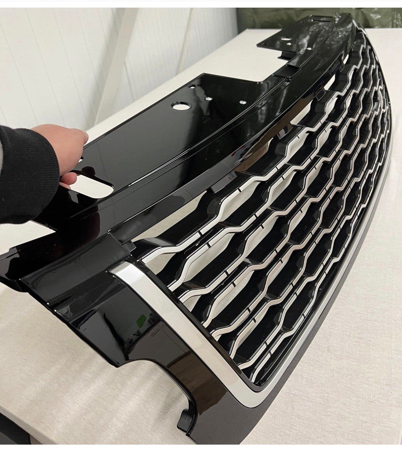 Land Range Rover Vogue L405 sport grill 2018-2022 Facelift, Land Rover, L, Voor, Nieuw