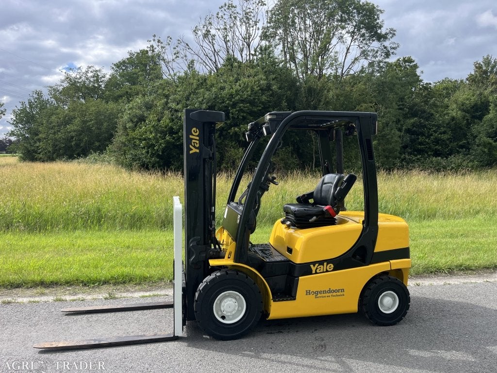 Yale GDP25VX Diesel heftruck triplo sideshift vorkversteller, Zakelijke goederen, Machines en Bouw | Heftrucks en Intern transport