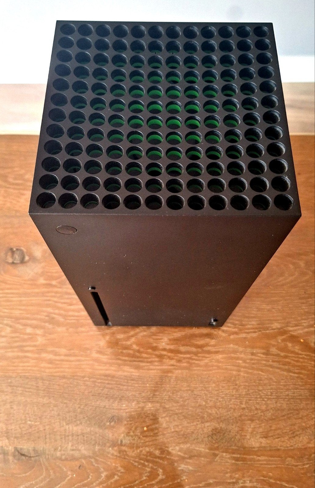 Foto 5 van Xbox Series X 1TB - 2 controllers +oplaadstation en kabels!
