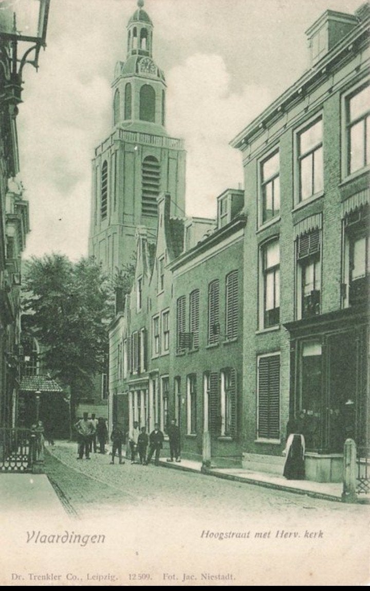 Vlaardingen Hoogstraat met Hervormde Kerk - zie beschrijving, Verzenden, Voor 1920, Ongelopen, Zuid-Holland