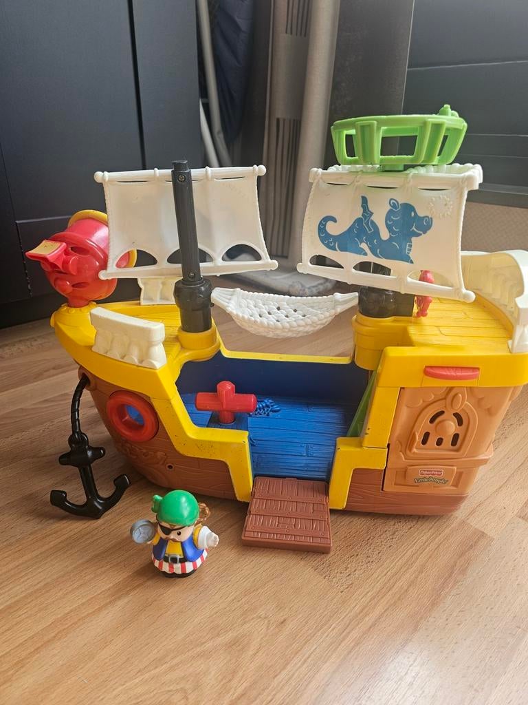 Fisher Price Little People Piratenschip met geluid, Ophalen, Gebruikt, Speelset, Met geluid