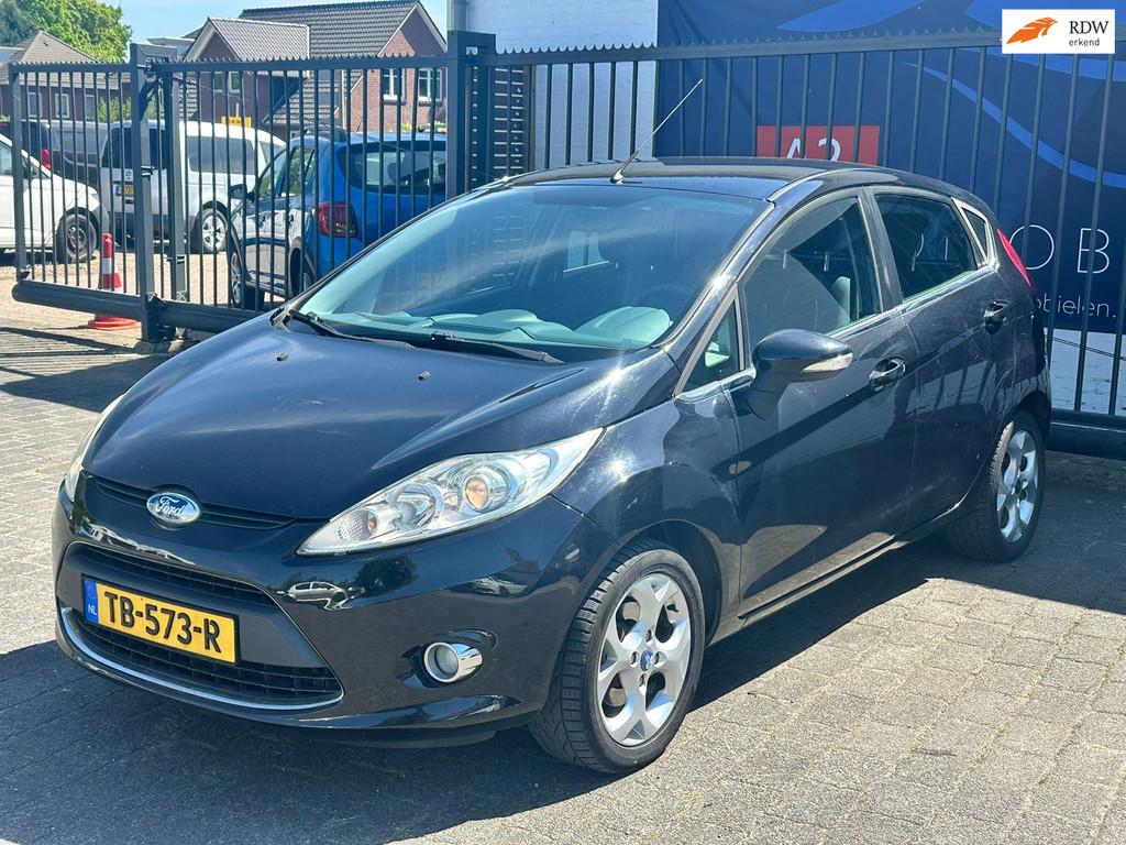 Ford Fiesta 1.25 Ghia / AIRCO / AUX / ELEKTRISCHE RAMEN, Voorwielaandrijving, Elektrische ramen, 1242 cc, 4 cilinders