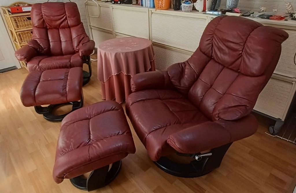 Twee leren fauteuils, Huis en Inrichting, Fauteuils, Ophalen, Gebruikt, 75 tot 100 cm, Leer