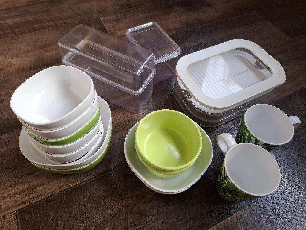 Mepal campingservies groen-wit + diversen - 22 stuks, Caravans en Kamperen, Ophalen of Verzenden