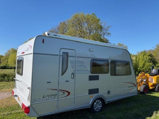 Eriba living pulse 440 Met Luifel en voortent, Bedrijf, Treinzit, Kachel, 6 tot 7 meter