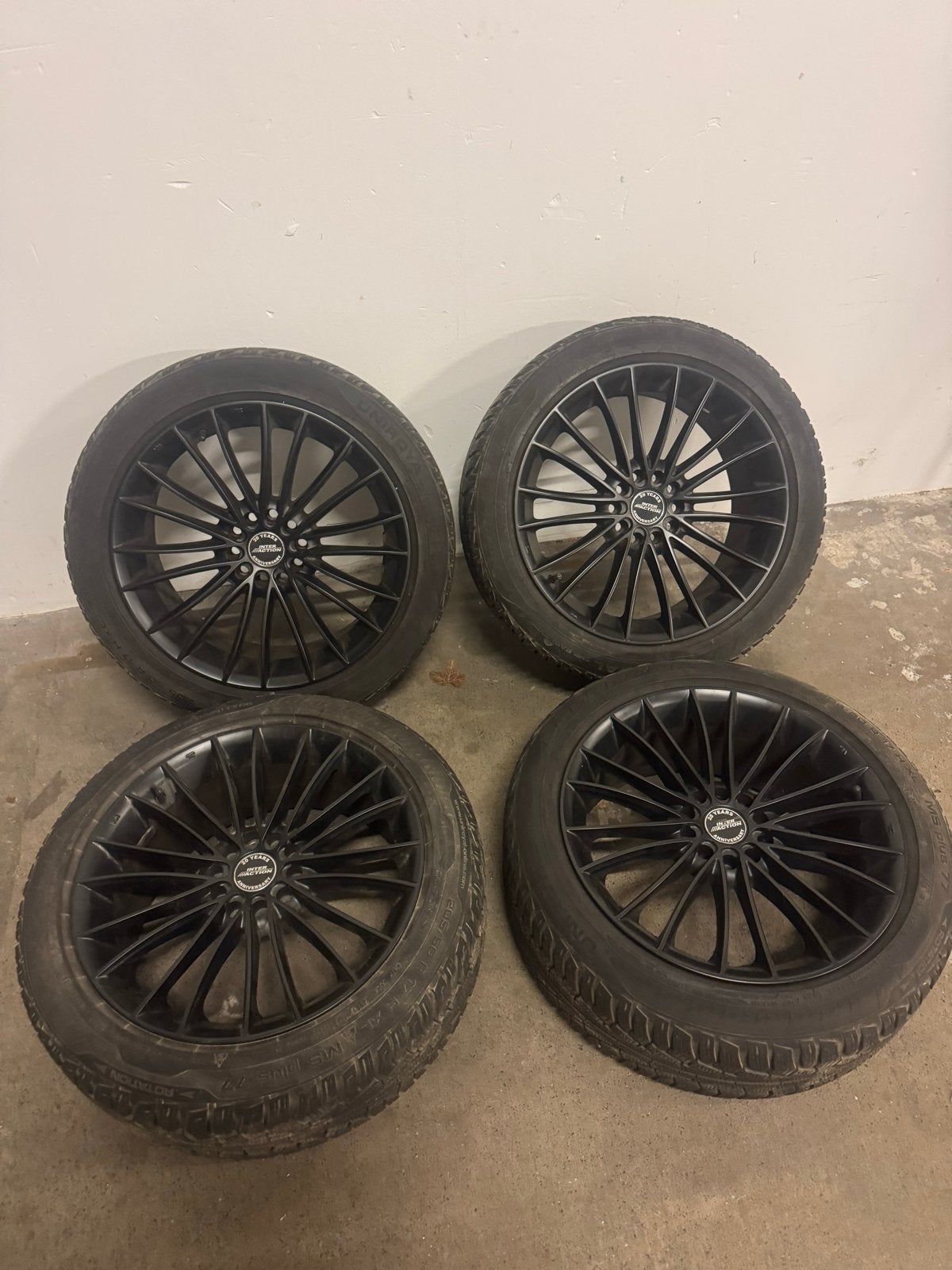 4x Inter Action 17 inch velgen met Uniroyal winterbanden, Auto-onderdelen, Banden en Velgen, Ophalen, Gebruikt, Banden en Velgen