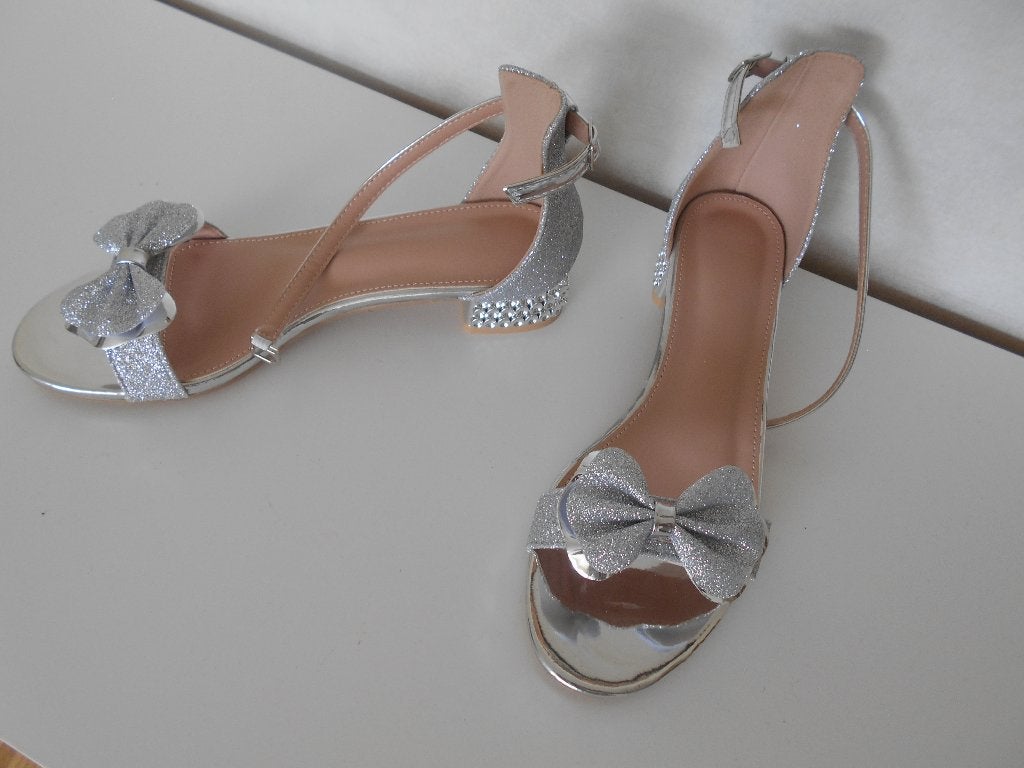 chique sandaaltjes maat 40, Kleding | Dames, Ophalen, Overige kleuren, Nieuw, Sandalen of Muiltjes