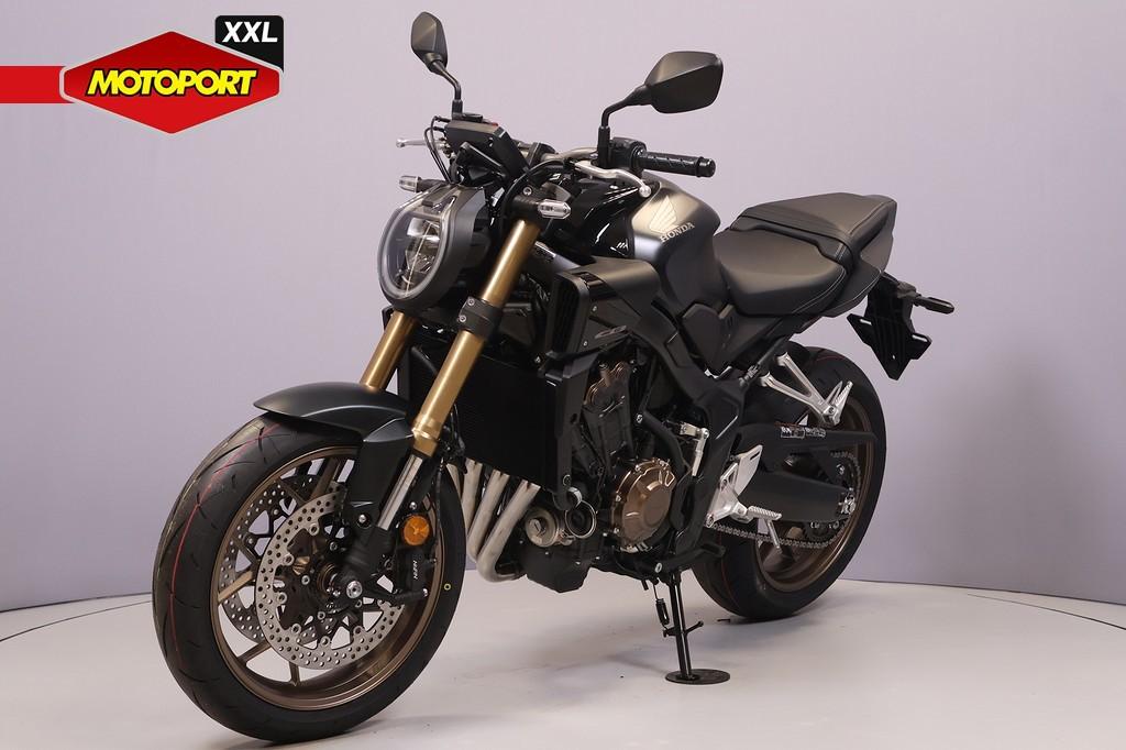 Honda CB 650 R E-CLUTCH (bj 2026), Honda Motor Europe Ltd, Bedrijf, Customer.service@honda-eu.com, Rivium Boulevard 200-234
2909 LK  Capelle aan den Ijssel, NL