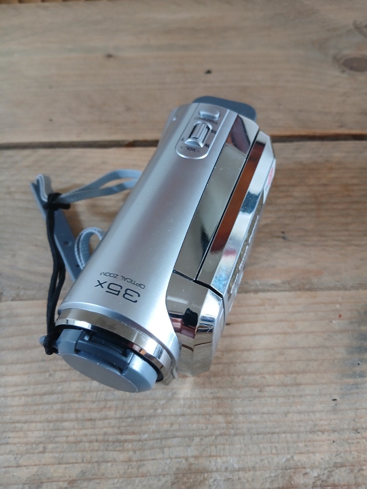 JVC camcorder Everio, Ophalen of Verzenden, Zo goed als nieuw, JVC, 20x of meer