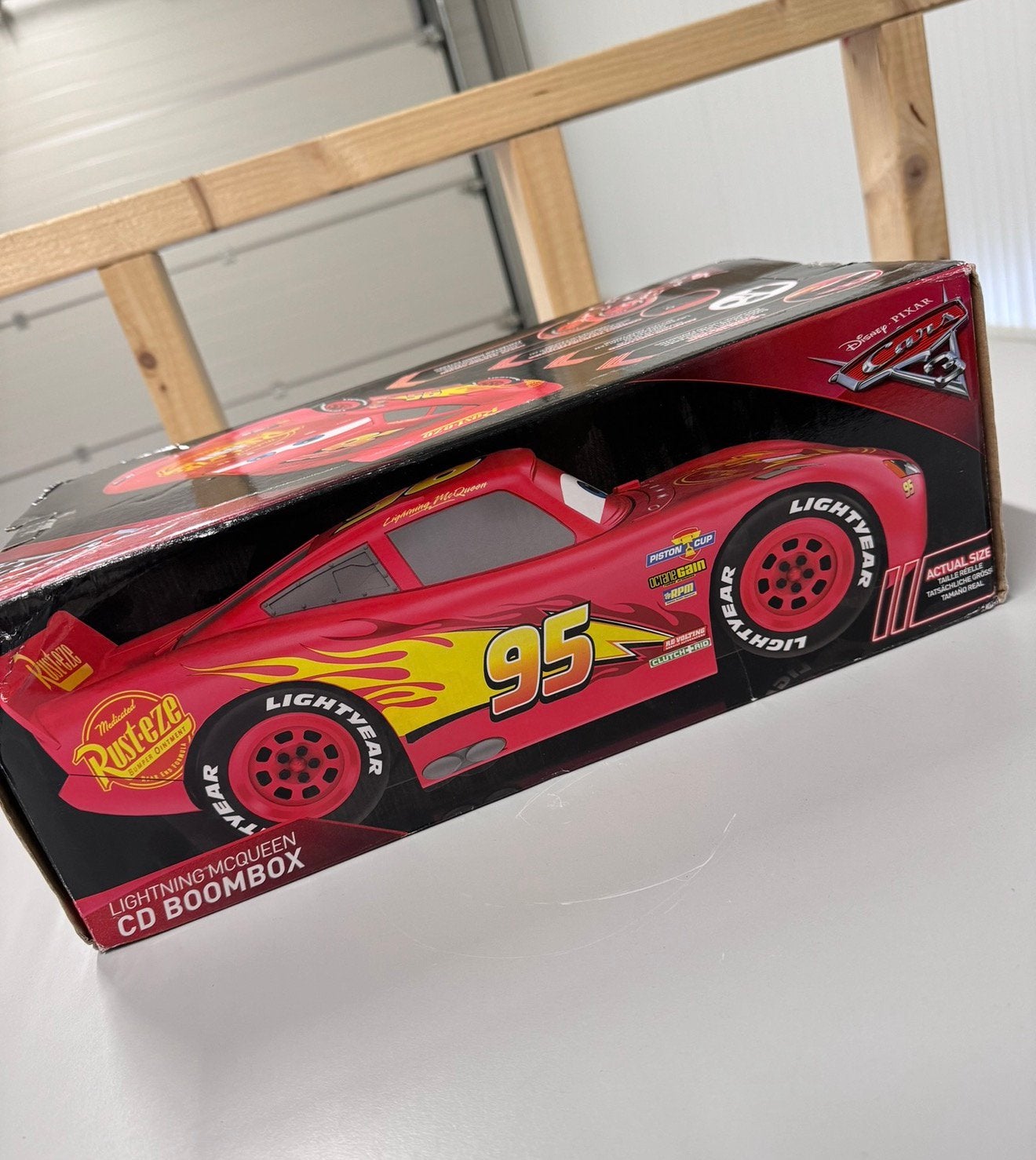 Disney Pixar CARS Lightning McQueen Cd-speler Boombox NIEUW, Verzamelen, Disney, Overige typen, Ophalen of Verzenden, H, H