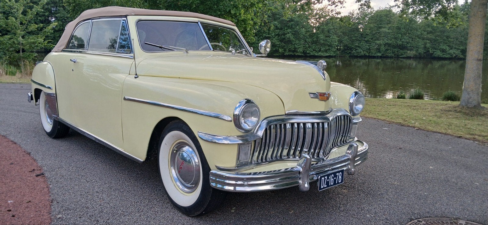 77 CHRYSLER  49 DESOTO 69 OLDS 72 MB SL 47 CHEVY 02 PROWLER, Auto's, Oldtimers, Automaat, Achterwielaandrijving, Beige, Geel