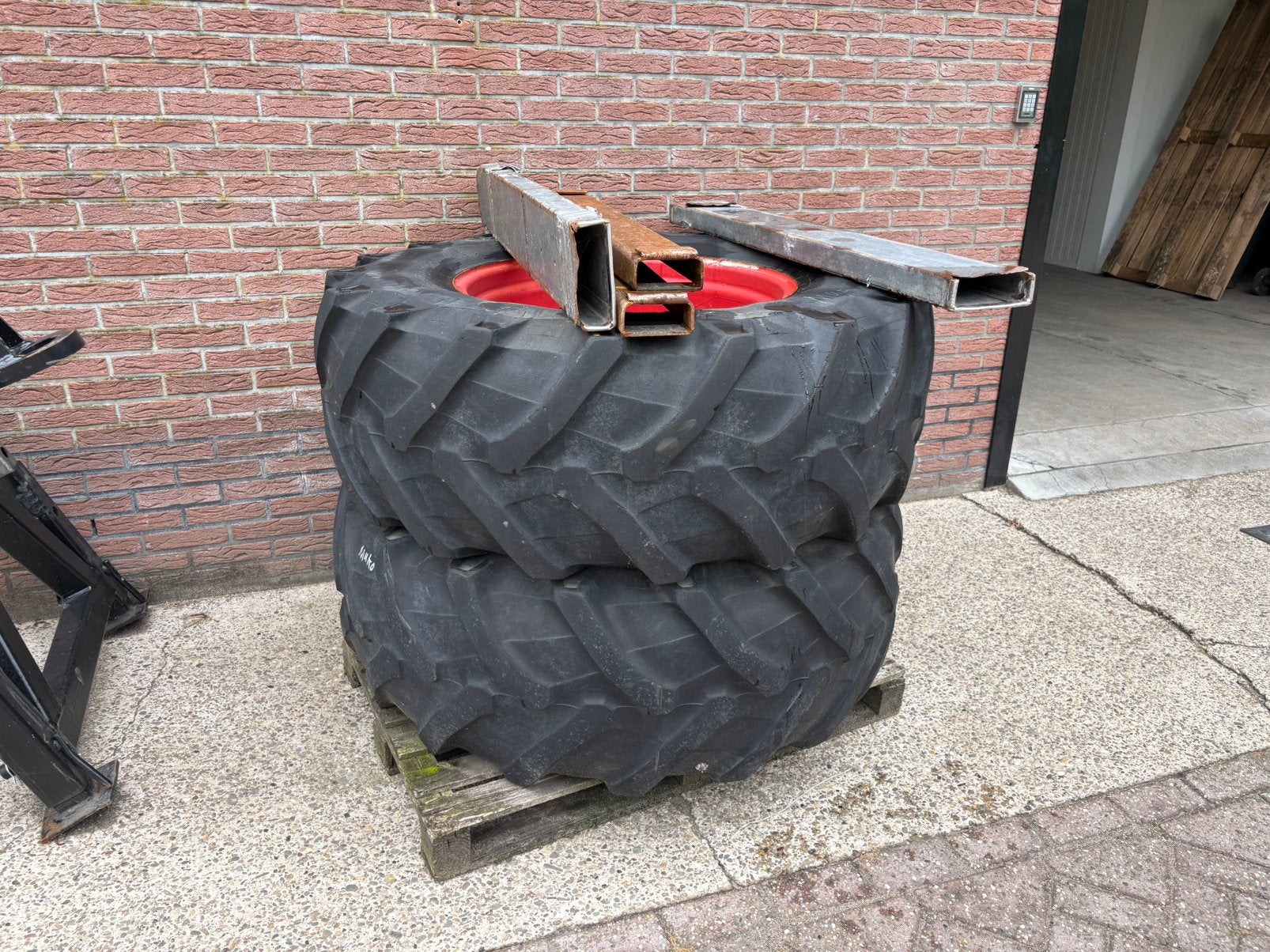 Landbouwbanden diverse soorten en maten, Zakelijke goederen, Ophalen
