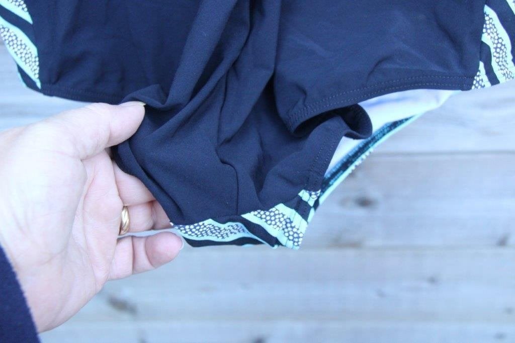 Badpak zwart/ blauw Sunflair 42 E cup Vaste prijs, Kleding | Dames, Zwart, Badpak, Ophalen of Verzenden, Zo goed als nieuw