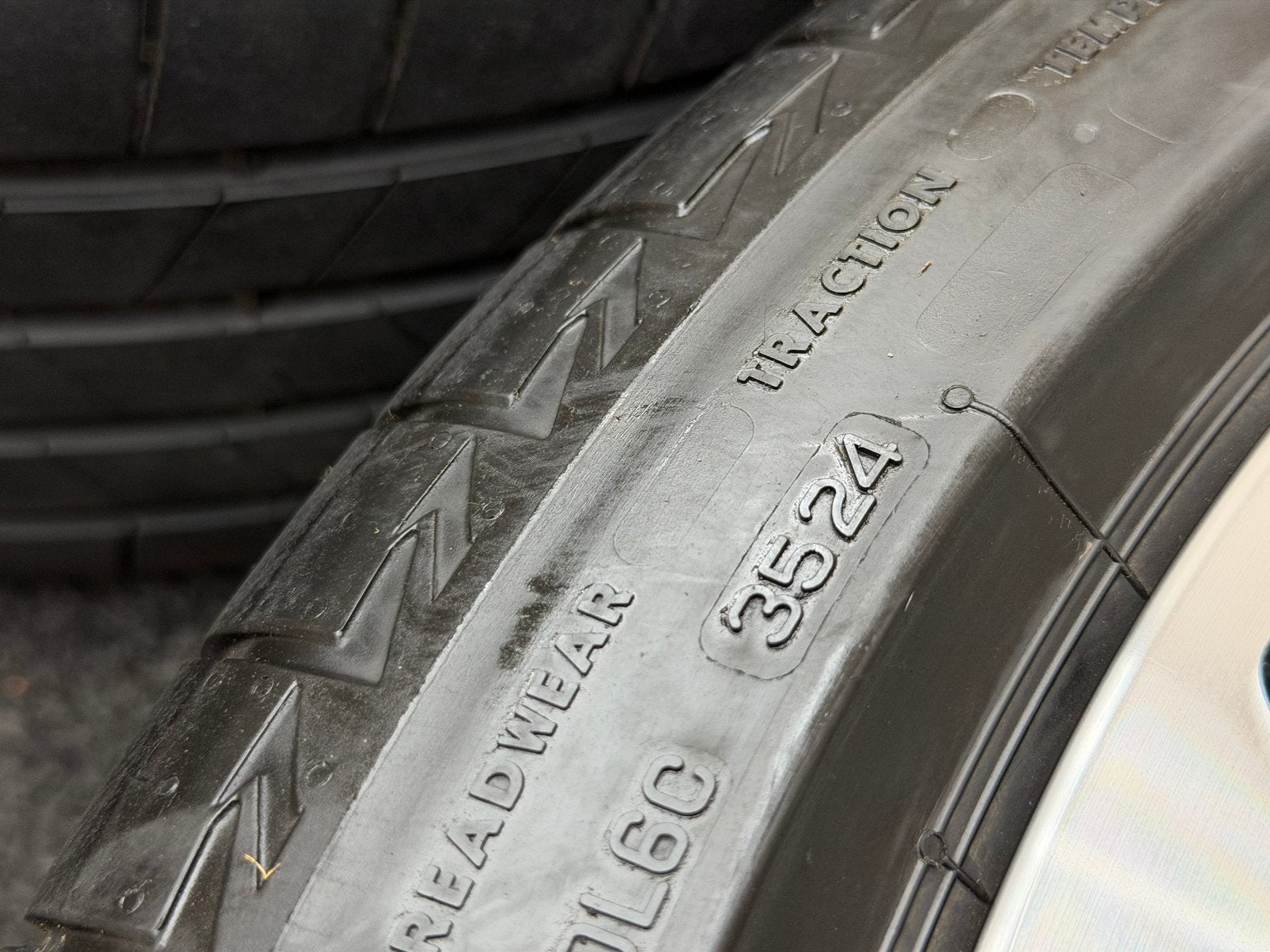 Originele 21 inch Audi Q4 e-tron RS 5x112 Bridgestone AO, Auto-onderdelen, Ophalen, ., Banden en Velgen, 21 inch