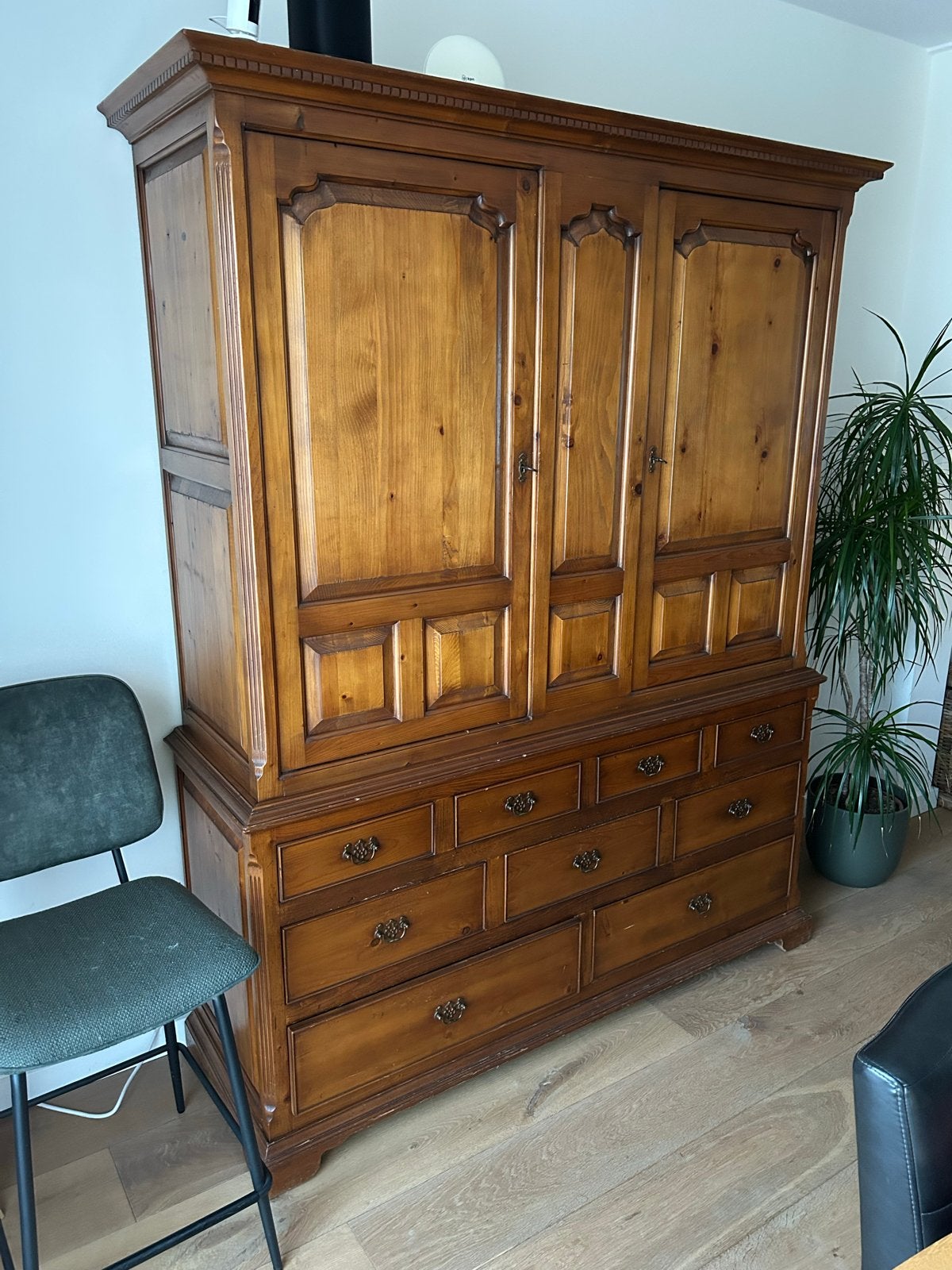 Grenen buffetkast lades en hang 163x52x206 cm (lxbxh), Huis en Inrichting, Kasten | Buffetkasten, Ophalen, Gebruikt, 200 cm of meer