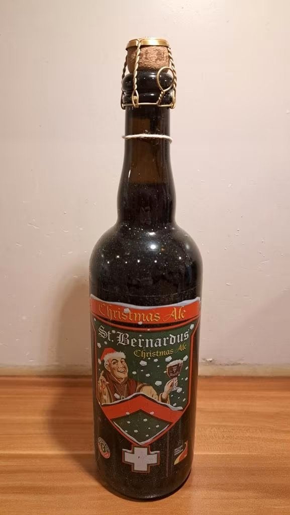 St. Bernardus Christmas Ale 2020 - Kelderbewaard, Verzamelen, Biermerken, Zo goed als nieuw, Flesje(s), Overige merken, Ophalen of Verzenden