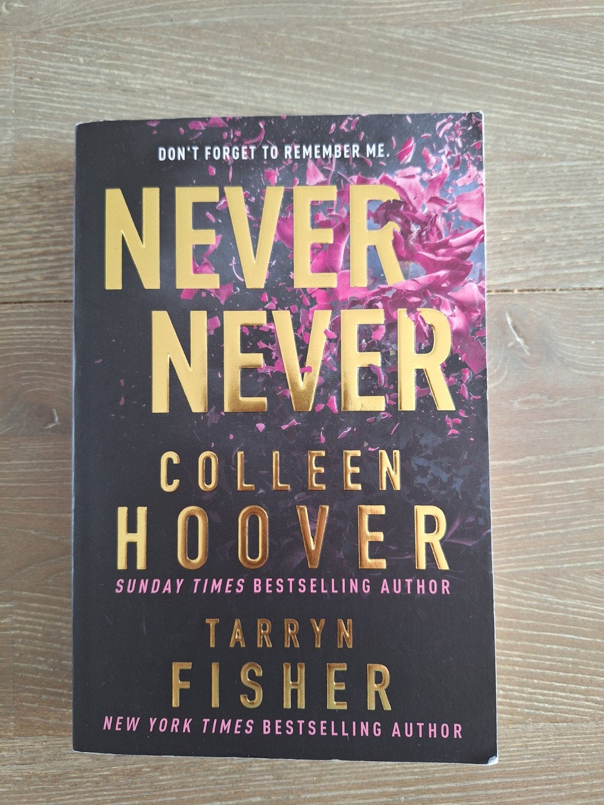 Colleen Hoover- Never Never, Zo goed als nieuw, Fictie, Ophalen, Colleen Hoover