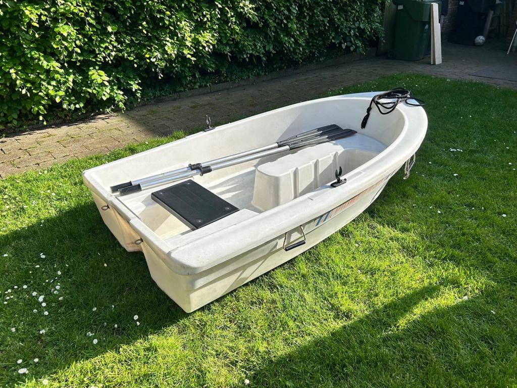 Pioner 235 bootje, Watersport en Boten, Ophalen, Zo goed als nieuw, Motorboot