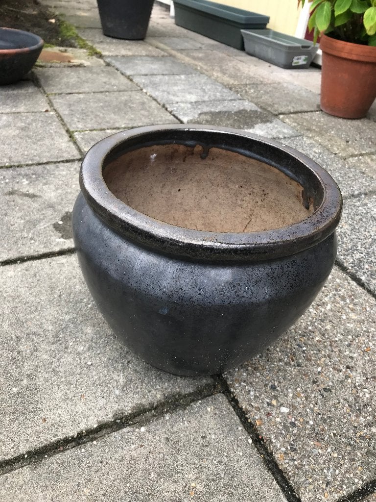 grijs zwarte bloempot, Ophalen, Gebruikt, Rond, Binnen