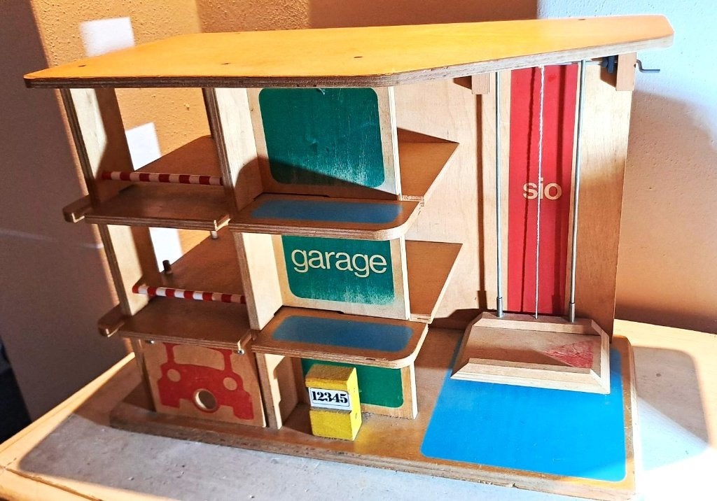 SIO houten parkeergarage met lift, Kinderen en Baby's, Ophalen, Gebruikt, Overige typen