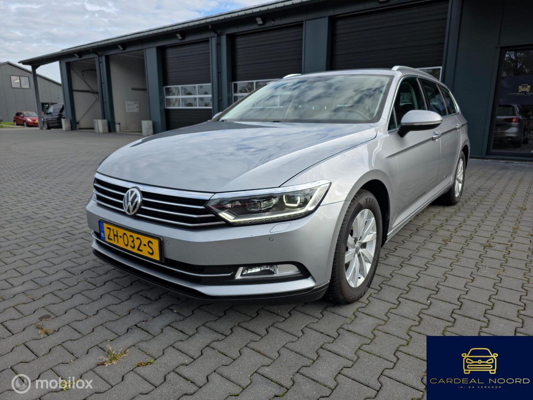 Volkswagen Passat Variant 1.5 TSI Business camera trekhaak, Auto's, 730 kg, Euro 6, 4 cilinders, 150 pk