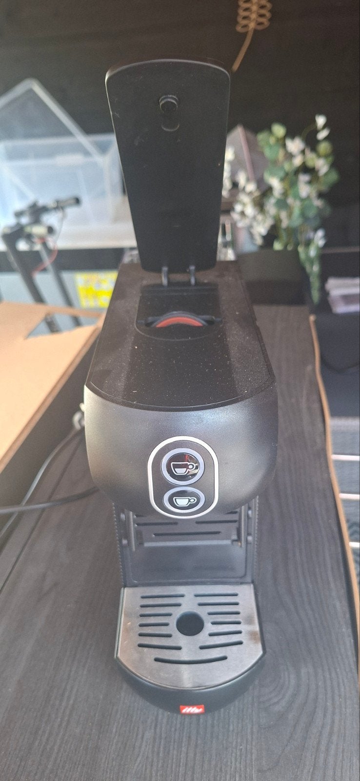 Illy koffiemachine, Ophalen, Zo goed als nieuw, Koffiemachine