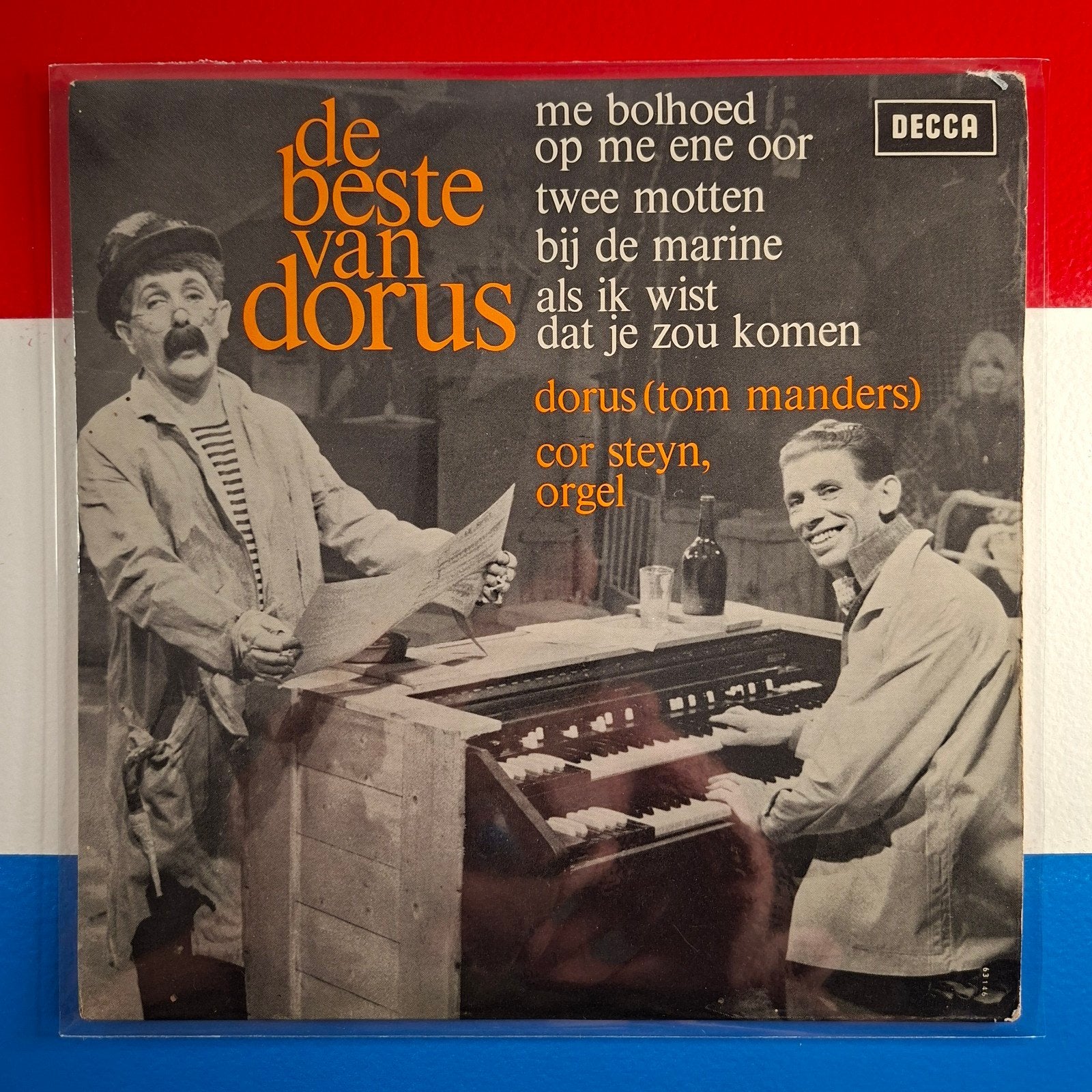 Dorus Tom Manders Het beste van EP Twee motten/Bij de marine, Gebruikt, 7 inch, Beschermende buitenhoes, Ophalen of Verzenden