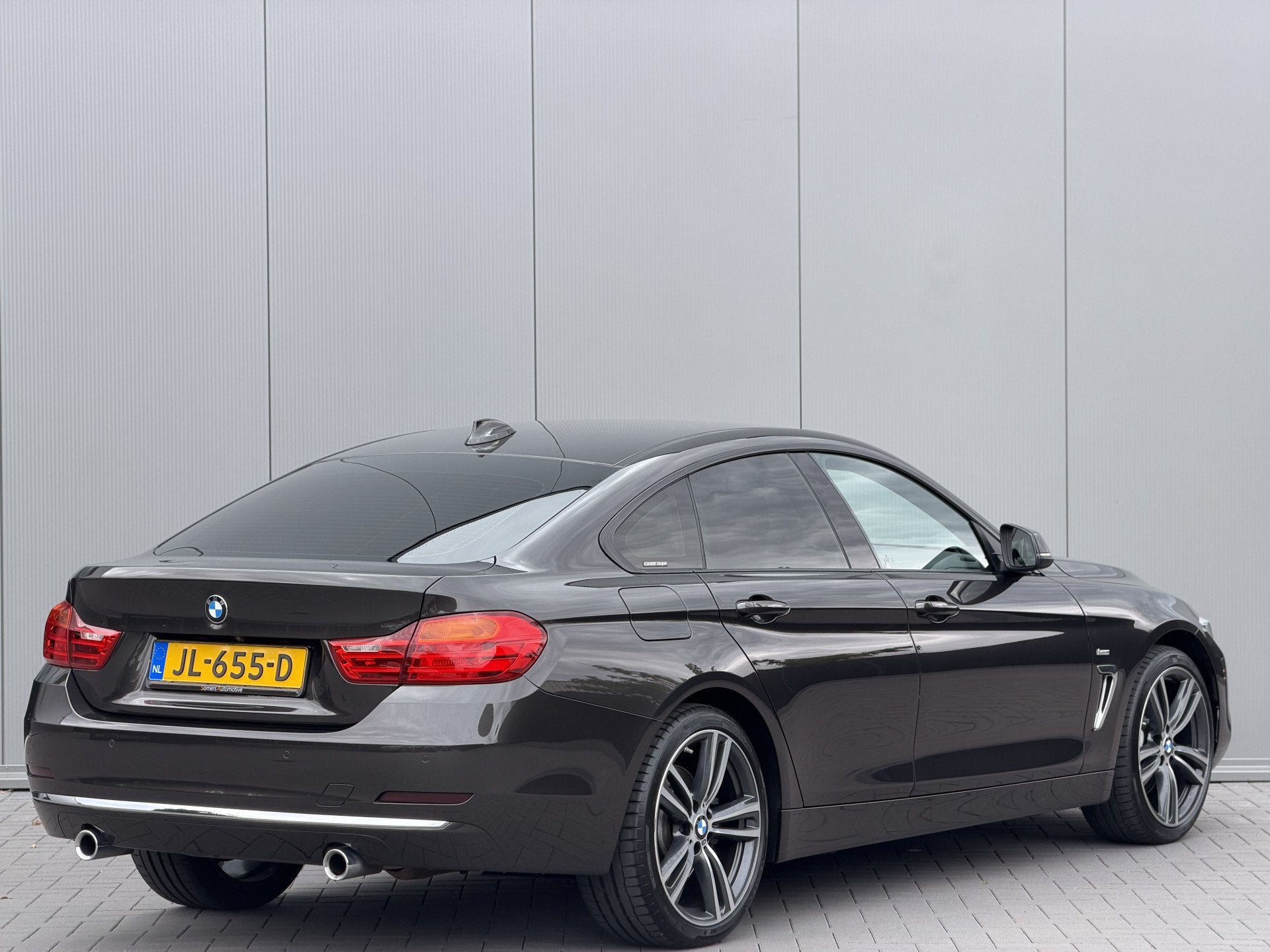 BMW 4 Serie Gran Coupé 440i xDrive High Executive Luxury |, Auto's, Dealer onderhouden, Euro 6, Bruin, Vierwielaandrijving