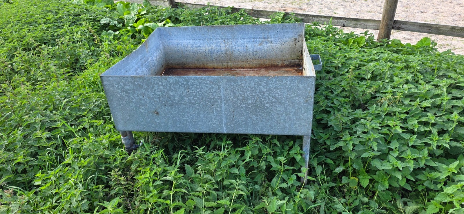 zinken waterbak, Ophalen, Gebruikt